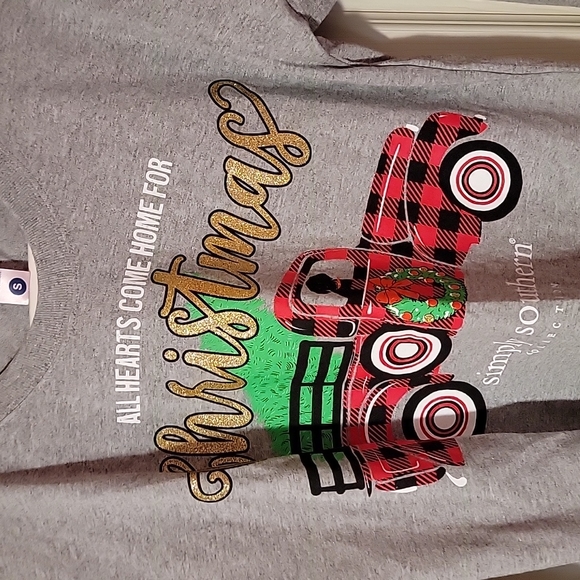 Womens small simply southern all hearts come home for Christmas long sleeve crop - Picture 3 of 4